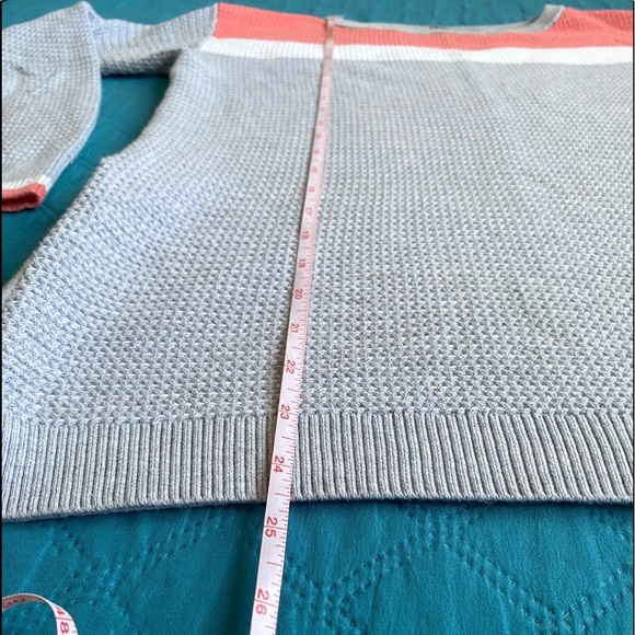 COLORBLOCK CREWNECK TEXTURED SWEATER - Picture 3 of 8